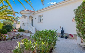 Property slide 25
