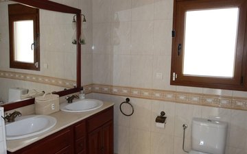 Property slide 17