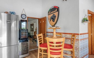 Property slide 25