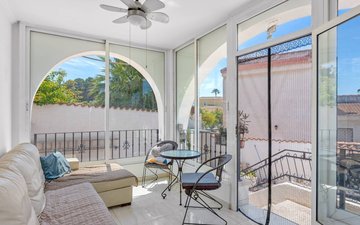 Property slide 10