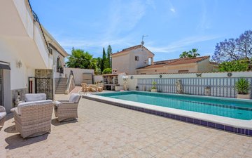 Property slide 28