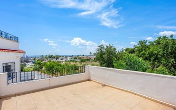 Property slide 32