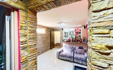 Property slide 17