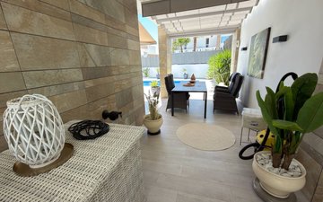 Property slide 19