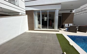 Property slide 25