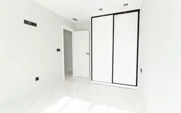 Property slide 25