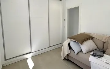Property slide 22