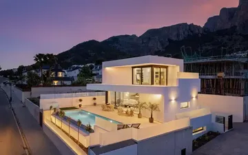 Property slide 14