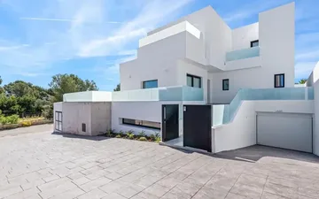 Property slide 18