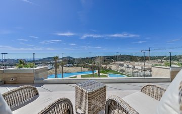 Property slide 17