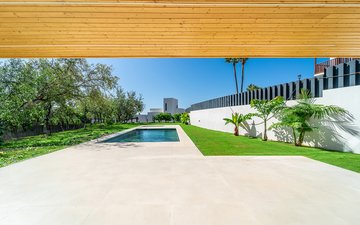 Property slide 4