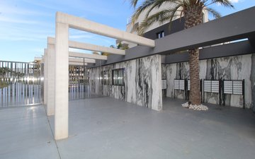 Property slide 10