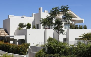 Property slide 10