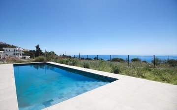 Property slide 4
