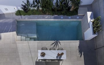 Property slide 10