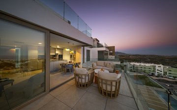 Property slide 17