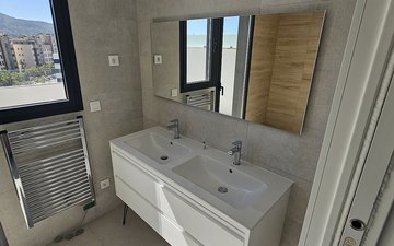 Property slide 25
