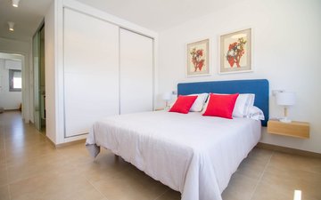 Property slide 32
