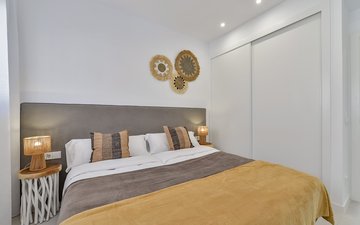 Property slide 44