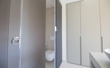 Property slide 20