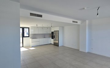 Property slide 15