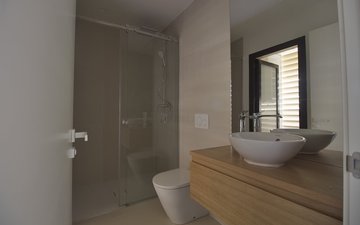 Property slide 21