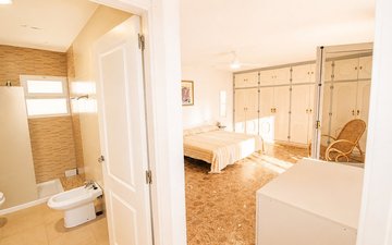 Property slide 22