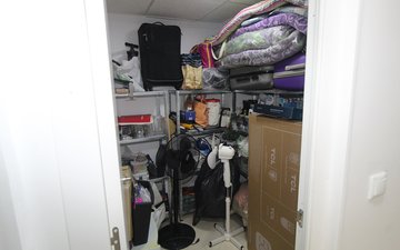 Property slide 25