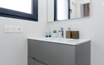 Property slide 33