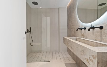 Property slide 24