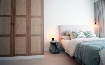 Property slide 22