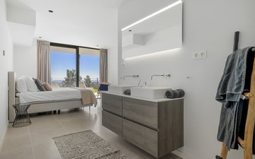 Property slide 33