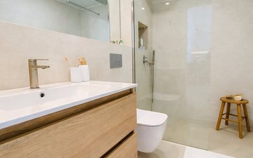 Property slide 9