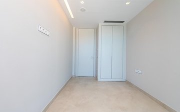 Property slide 14