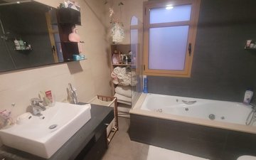 Property slide 38