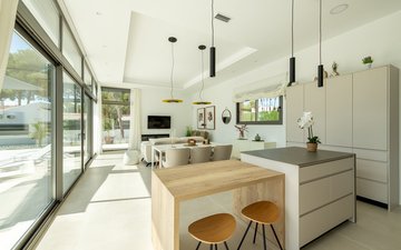Property slide 19