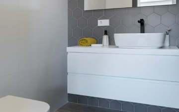 Property slide 25