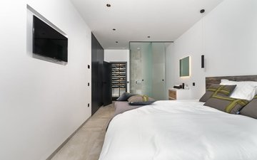 Property slide 30