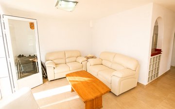 Property slide 16