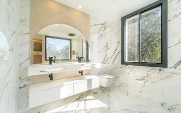 Property slide 18