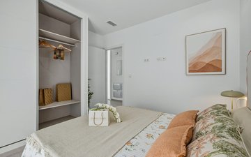 Property slide 44