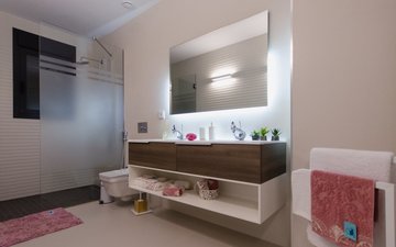 Property slide 35