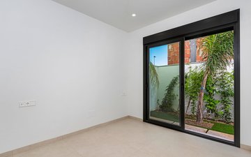 Property slide 21
