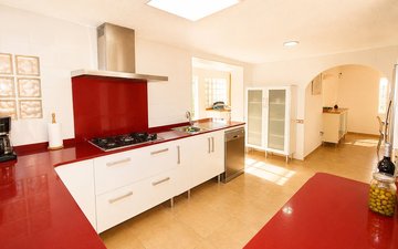 Property slide 14