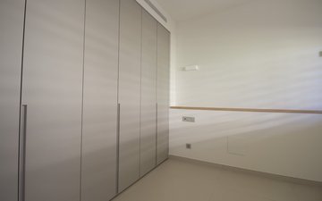 Property slide 18