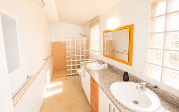 Property slide 34