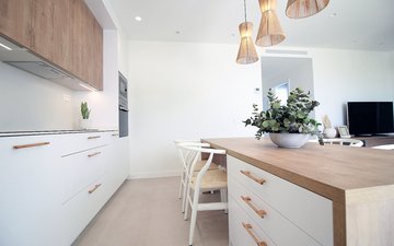 Property slide 21