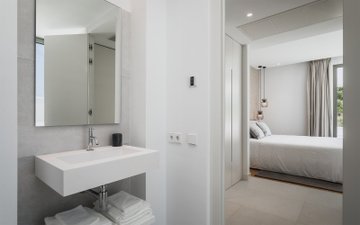 Property slide 24