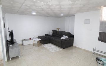 Property slide 20