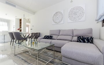Property slide 32